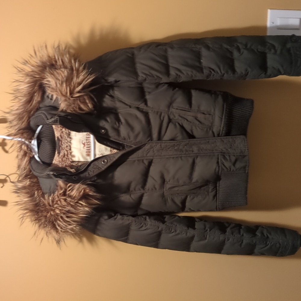 Vintage rare Hollister puffer jacket fur lined Y2K